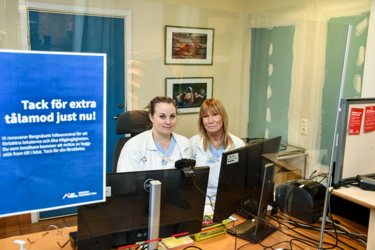 Undersk&ouml;terskorna Cristine Bergman och Ulrika Fransson